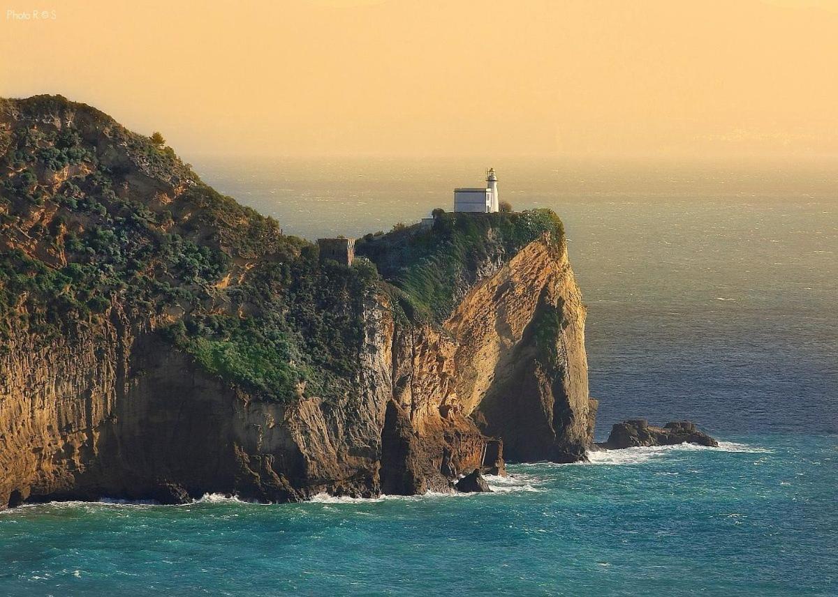 Casa Vacanze Argento Bacoli Esterno foto